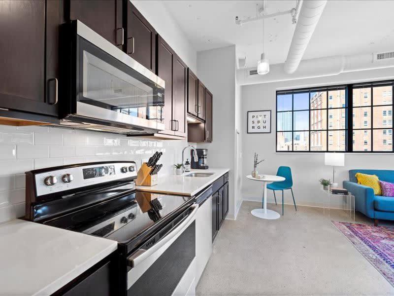 Cozysuites Modern 1Br, Downtown Pittsburgh Buitenkant foto